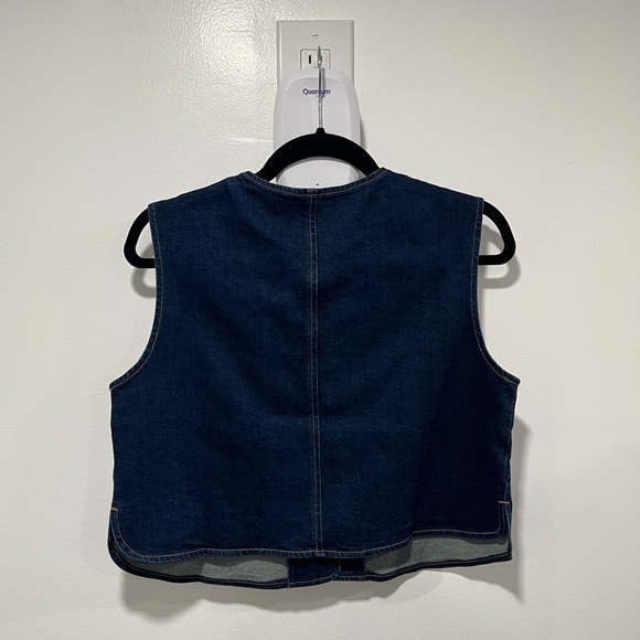 NWT Love, Bonito Relaxed Denim Round Neck Button Down Vest Top in Indigo - Picture 7 of 12